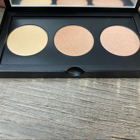 Smashbox Travel Spotlight Palette - Picture 3 of 4